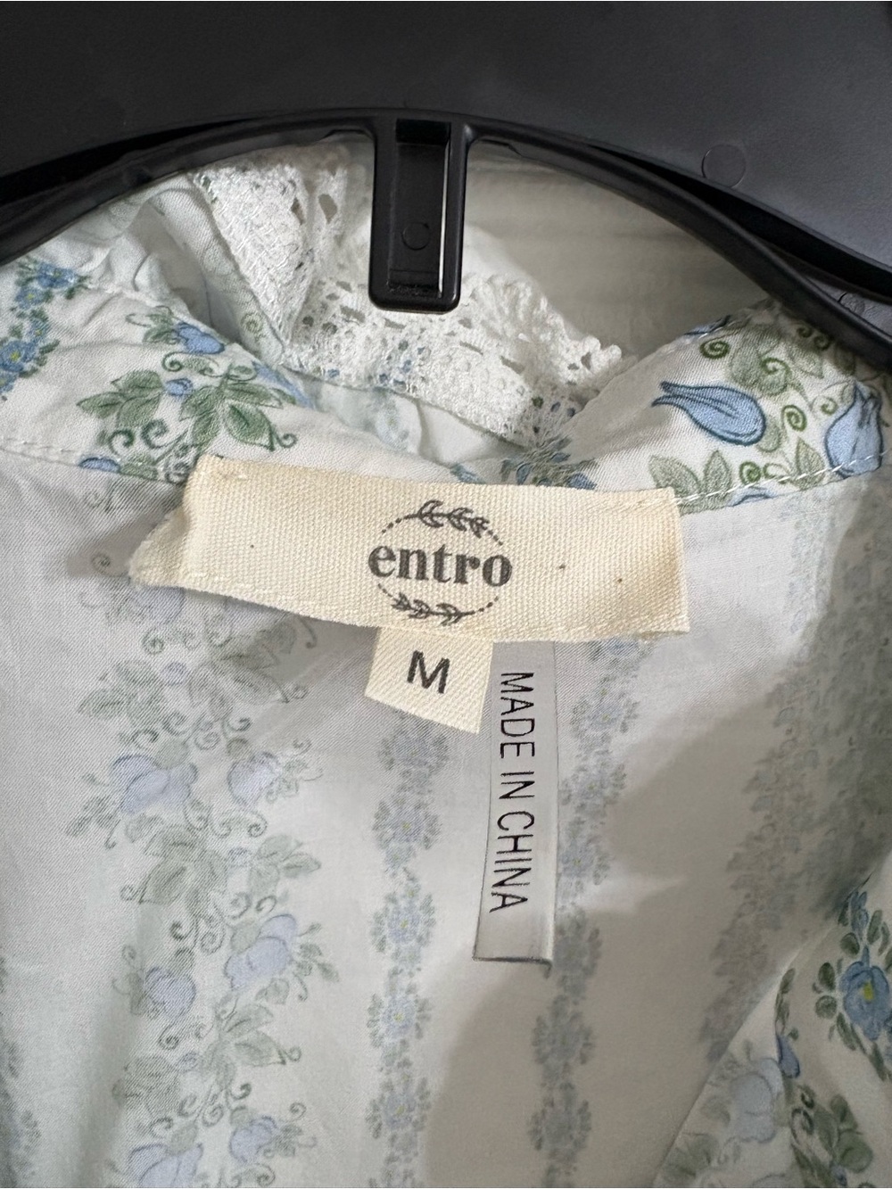 Entro White Floral Ruffle Neck Blouse with Blue and Green Floral Print Women - Picture 4 of 7